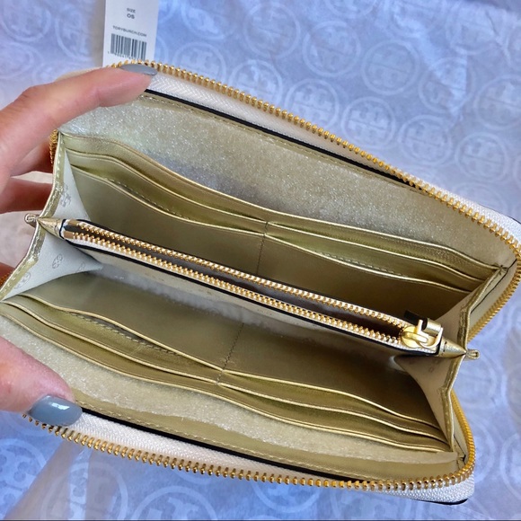 SALE💫Tory Burch gold crinkle metallic zip wallet - Picture 4 of 7